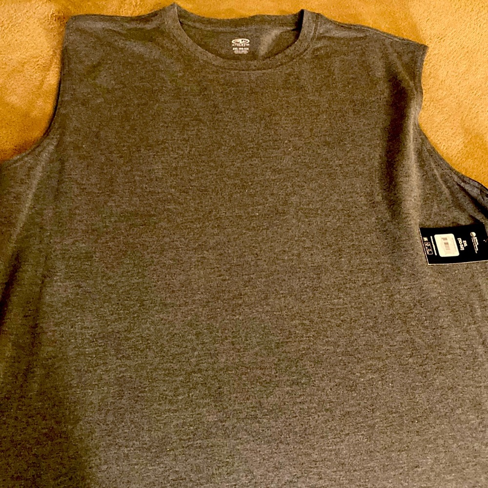 Nwt men’s sleeveless tshirt